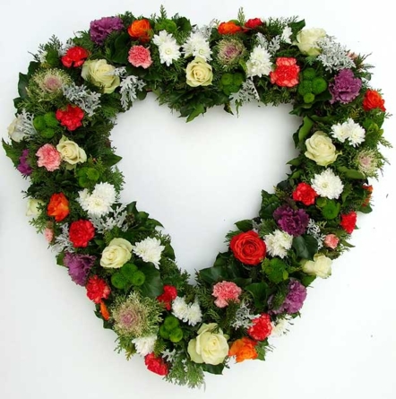 Virágposta - Szív alakú koszorú 9. - Szívkoszorú színes virágokkal