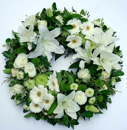 Virágposta - Görögkoszorú fehér és zöld virágokkal